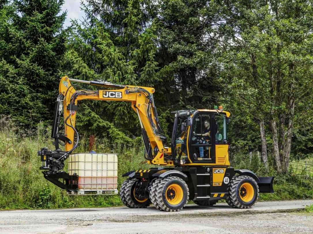JCB Hydradig Pro Mobilbagger ist neues Topmodell der Hydradig-Baureihe JCB Hydradig Pro Mobilbagger ist neues Topmodell der Hydradig-Baureihe