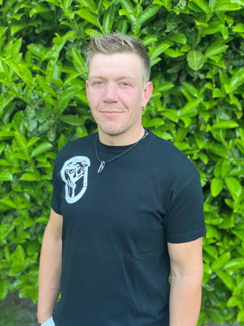 Dominik Hoff ist gelernter Landschaftsgärtner, Baumpfleger und Inhaber der Baumpflegefirma Rund um den Baum mit Sitz in Essen. | Foto: Hoff Dominik Hoff ist gelernter Landschaftsgärtner, Baumpfleger und Inhaber der Baumpflegefirma Rund um den Baum mit Sitz in Essen. | Foto: Hoff