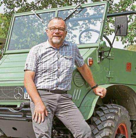 Gerhard Kortenbruck, wohnhaft in Hamm/ Westfalen, war bis Ende 2014 bei Daimler im Unimog Bereich tätig. Derzeit arbeitet er selbstständig als Redakteur und Berater. Gerhard Kortenbruck, wohnhaft in Hamm/ Westfalen, war bis Ende 2014 bei Daimler im Unimog Bereich tätig. Derzeit arbeitet er selbstständig als Redakteur und Berater.