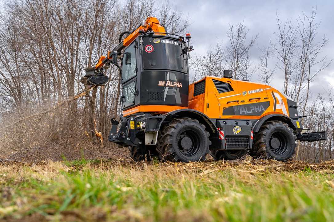 Mit dem ILF Alpha ER und dem Robo Plus rückt Energreen zwei neue Maschinen in den Fokus Mit dem ILF Alpha ER und dem Robo Plus rückt Energreen zwei neue Maschinen in den Fokus