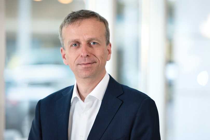 Markus Brunner, stellv. Leiter der Geschäftsstelle des Normenausschusses Bauwesen (NABau) in der Gruppe Bauen und Gebäude (BAU) des DIN. | Foto: DIN e.V. Markus Brunner, stellv. Leiter der Geschäftsstelle des Normenausschusses Bauwesen (NABau) in der Gruppe Bauen und Gebäude (BAU) des DIN. | Foto: DIN e.V.
