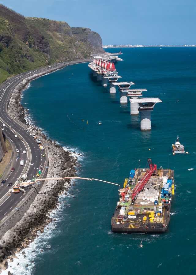 La Réunion baut Autobahn auf dem Indischen Ozean La Réunion baut Autobahn auf dem Indischen Ozean