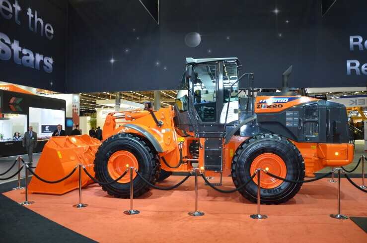 Intermat 2015: Hitachi stellt Hybrid-Radlader vor Intermat 2015: Hitachi stellt Hybrid-Radlader vor
