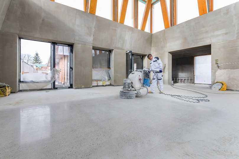 Der CEM II/C-M (S-LL) 42,5 N "CZ" ist im Estrich in Bezug auf die Festigkeitsentwicklung sowie das Austrocknungs- und Schwindverhalten ähnlich wie ein normaler Portlandzement. | Foto: Cemex Der CEM II/C-M (S-LL) 42,5 N "CZ" ist im Estrich in Bezug auf die Festigkeitsentwicklung sowie das Austrocknungs- und Schwindverhalten ähnlich wie ein normaler Portlandzement. | Foto: Cemex