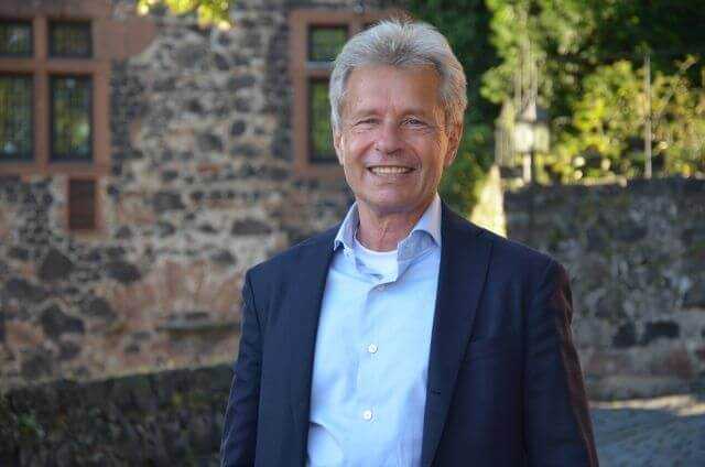 Wilfried Tschich soll als Vertriebsleiter das Deutschlandgeschäft von Case auf Vordermann bringen. Dafür muss er vor allem die neuen Partner schnell in die Spur bringen und die letzten Lücken im Händlernetz schließen. | Foto: B_I Wilfried Tschich soll als Vertriebsleiter das Deutschlandgeschäft von Case auf Vordermann bringen. Dafür muss er vor allem die neuen Partner schnell in die Spur bringen und die letzten Lücken im Händlernetz schließen. | Foto: B_I