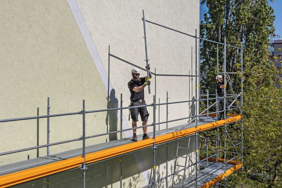 BAU 2023: Peri zeigt Fassadengerüst mit schneller Montagezeit BAU 2023: Peri zeigt Fassadengerüst mit schneller Montagezeit