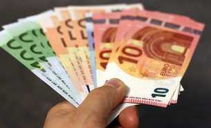 Mindestlohn-Kommission empfiehlt: Mindestlohn soll stufenweise auf 10,45 Euro steigen