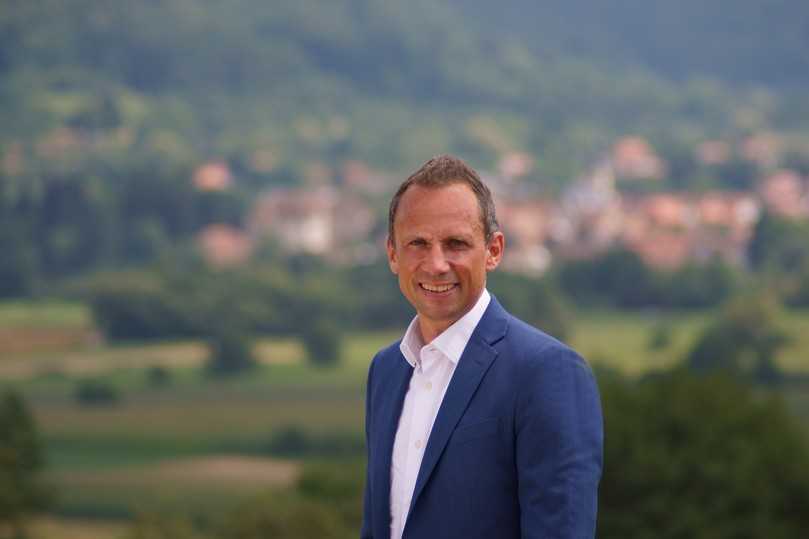 Thorsten Glauber, Bayerischer Staatsminister für Umwelt und Verbraucherschutz, würdigte in seiner Grußbotschaft die Bedeutung des VGL Bayern als Mittler für die Themen Klima-, Umwelt- und Artenschutz in die Gesellschaft. | Foto: Bayerisches Staatsministerium für Umwelt und Verbraucherschutz Thorsten Glauber, Bayerischer Staatsminister für Umwelt und Verbraucherschutz, würdigte in seiner Grußbotschaft die Bedeutung des VGL Bayern als Mittler für die Themen Klima-, Umwelt- und Artenschutz in die Gesellschaft. | Foto: Bayerisches Staatsministerium für Umwelt und Verbraucherschutz