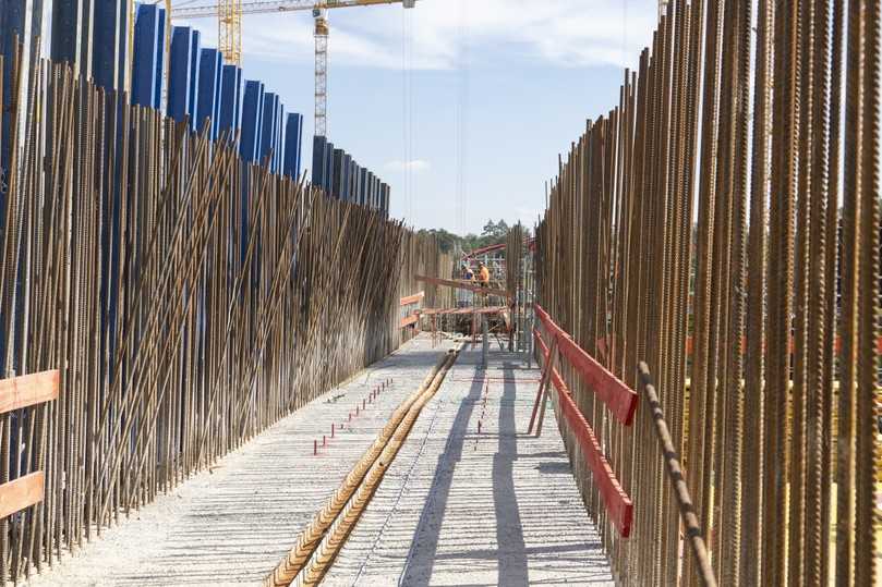 Massive Bauteile, extreme Lasten: Dokas Ingenieure lieferten bei ihrer Planung auch eine prüffähige Statik für wie hier 3 m dicke Betonwände. | Foto: Doka Massive Bauteile, extreme Lasten: Dokas Ingenieure lieferten bei ihrer Planung auch eine prüffähige Statik für wie hier 3 m dicke Betonwände. | Foto: Doka