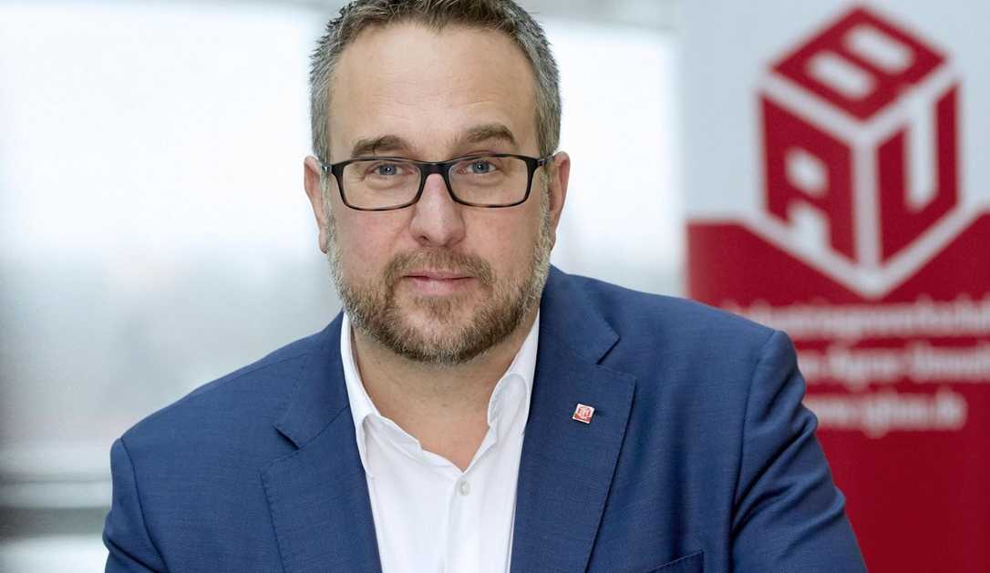 Tarifverhandlungen: IG BAU fordert 500 Euro mehr für alle Bau-Beschäftigten Tarifverhandlungen: IG BAU fordert 500 Euro mehr für alle Bau-Beschäftigten
