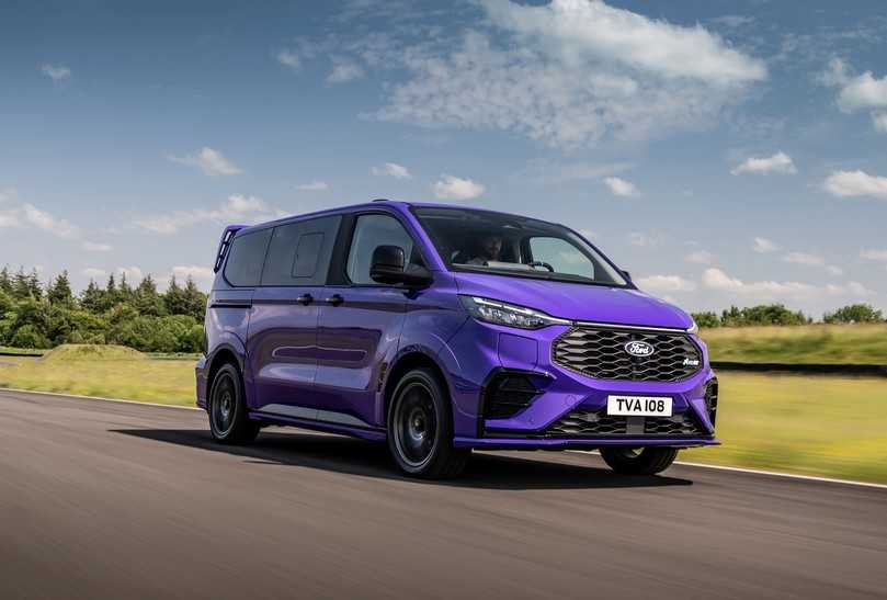 Flexibler Alleskönner mit Rennsport-DNA - Der neue Ford E-Tourneo MS-RT. | Foto: Ford Flexibler Alleskönner mit Rennsport-DNA - Der neue Ford E-Tourneo MS-RT. | Foto: Ford