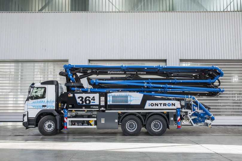 Die „iontron“ Hybrid-Autobetonpumpe: Per Knopfdruck ist die Kraft des Elektromotors abrufbar – vom Abstützen bis hin zum Betonpumpen. | Foto: Putzmeister Die „iontron“ Hybrid-Autobetonpumpe: Per Knopfdruck ist die Kraft des Elektromotors abrufbar – vom Abstützen bis hin zum Betonpumpen. | Foto: Putzmeister