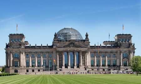 Neues Gesetz zur Vergabebeschleunigung seit dem 1. Juli 2026 offiziell in Kraft