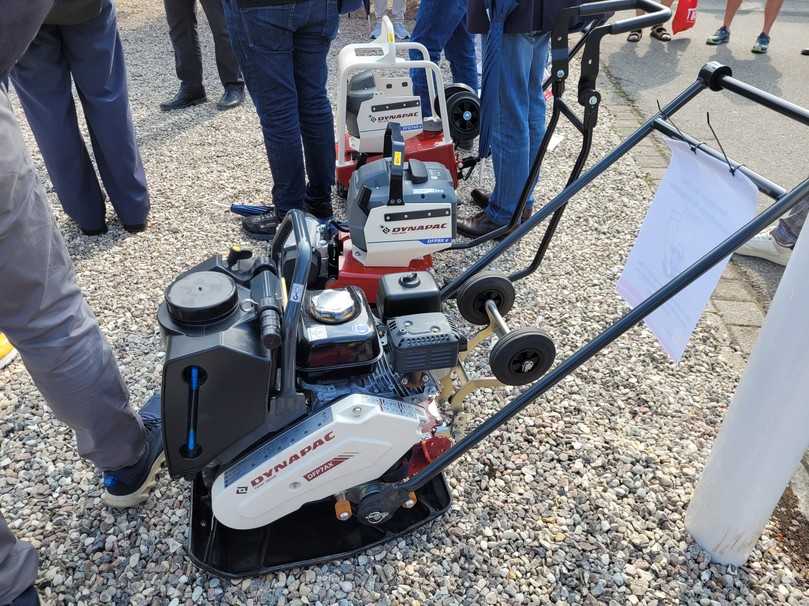 Die Rüttelplatte kann man bei Dynapac auf der Nordbau gewinnen. | Foto: bb Die Rüttelplatte kann man bei Dynapac auf der Nordbau gewinnen. | Foto: bb