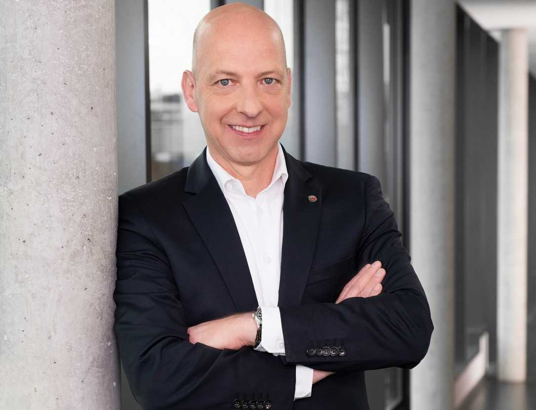 Unternehmen: Christoph Burkhard wird neuer CFO bei Wacker Neuson Unternehmen: Christoph Burkhard wird neuer CFO bei Wacker Neuson
