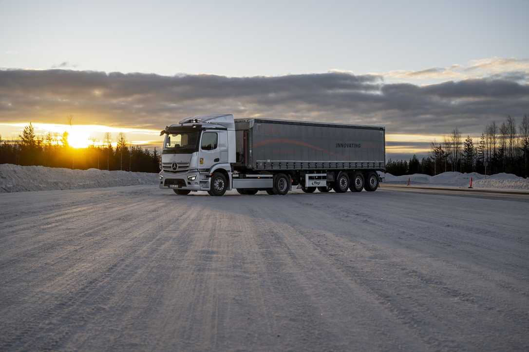 Mercedes-Benz Trucks testet in Finnland Elektro-Lkw Mercedes-Benz Trucks testet in Finnland Elektro-Lkw
