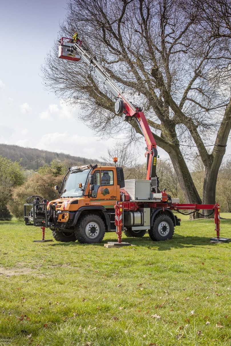 Auch für Forstarbeiten einsetzbar: der Unimog von Mercedes Benz | Foto: Daimler Truck AG Auch für Forstarbeiten einsetzbar: der Unimog von Mercedes Benz | Foto: Daimler Truck AG