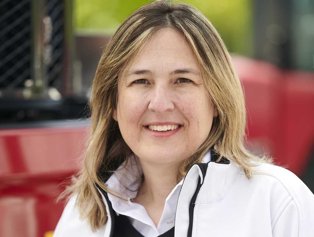 Yanmar Compact Equipment ernennt Barbara Caporali zur kaufmännischen Leiterin Yanmar Compact Equipment ernennt Barbara Caporali zur kaufmännischen Leiterin