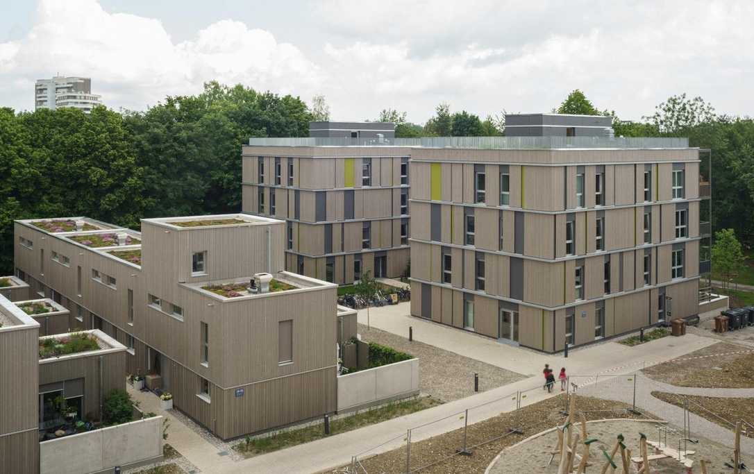 Nachhaltigkeit am Bau: Ziegelindustrie kritisiert neues Holz-Förderprogramm in Bayern Nachhaltigkeit am Bau: Ziegelindustrie kritisiert neues Holz-Förderprogramm in Bayern