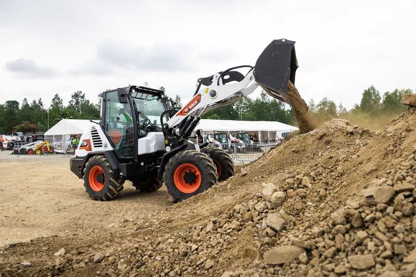 Der Bobcat-Radlader L95 erweitert die Radlader-Baureihe des Herstellers am oberen Ende. | Foto: Doosan Bobcat Der Bobcat-Radlader L95 erweitert die Radlader-Baureihe des Herstellers am oberen Ende. | Foto: Doosan Bobcat