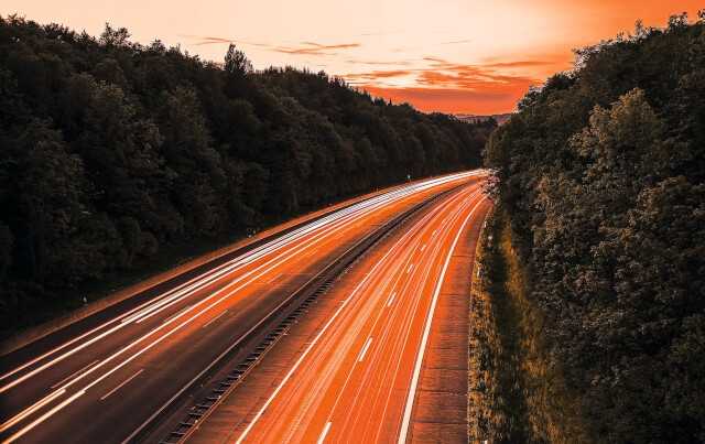 Morgenrot oder eher Götterdämmerung? Die Überführung der Verantwortung für rund 13.000 deutsche Autobahnkilometer in eine neue GmbH macht Probleme. | Foto: mastermind76 auf pixabay Morgenrot oder eher Götterdämmerung? Die Überführung der Verantwortung für rund 13.000 deutsche Autobahnkilometer in eine neue GmbH macht Probleme. | Foto: mastermind76 auf pixabay