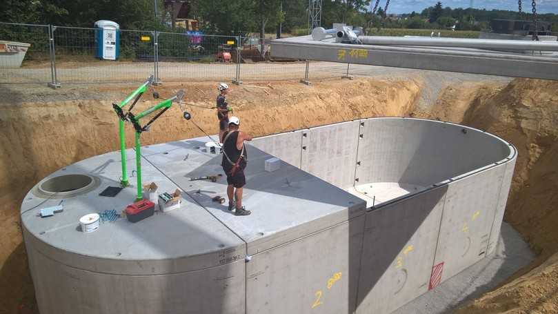 Löschwasserspeicher: Continental lässt 150 Kubikmeter installieren. Machbar sind beliebig größere Volumina. | Foto: Mall Löschwasserspeicher: Continental lässt 150 Kubikmeter installieren. Machbar sind beliebig größere Volumina. | Foto: Mall