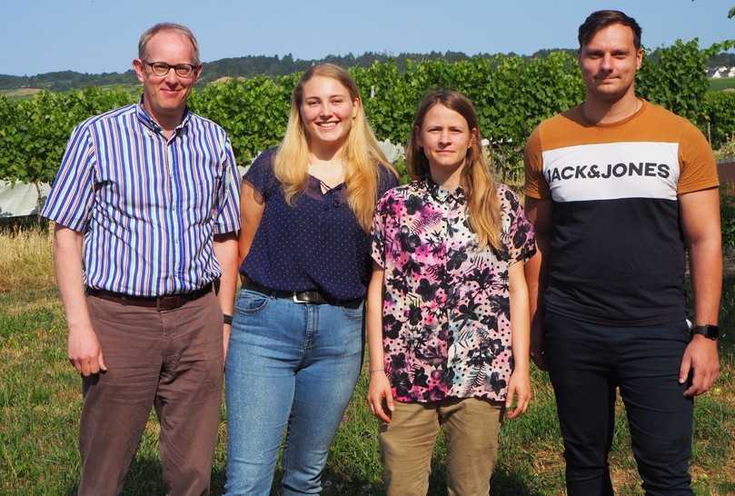 Das „GardenUp"-Team der Hochschule Geisenheim: Kai Sparke (von links), Luisa Pizzini, Mira Lehberger und David Weinrich. | Foto: Hochschule Geisenheim Das „GardenUp"-Team der Hochschule Geisenheim: Kai Sparke (von links), Luisa Pizzini, Mira Lehberger und David Weinrich. | Foto: Hochschule Geisenheim