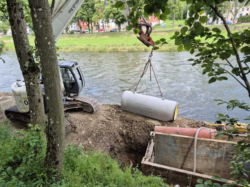 Die beengten Platzverhältnisse sind ein bestimmendes Merkmal der Baustelle. | Foto: B_I/zu Eulenburg Die beengten Platzverhältnisse sind ein bestimmendes Merkmal der Baustelle. | Foto: B_I/zu Eulenburg