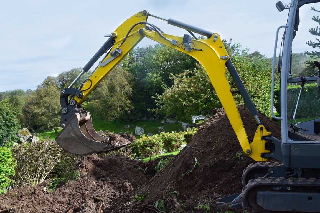Expertentipp und Geld sparen: Richtige Baumaschine für den Betrieb finden Expertentipp und Geld sparen: Richtige Baumaschine für den Betrieb finden