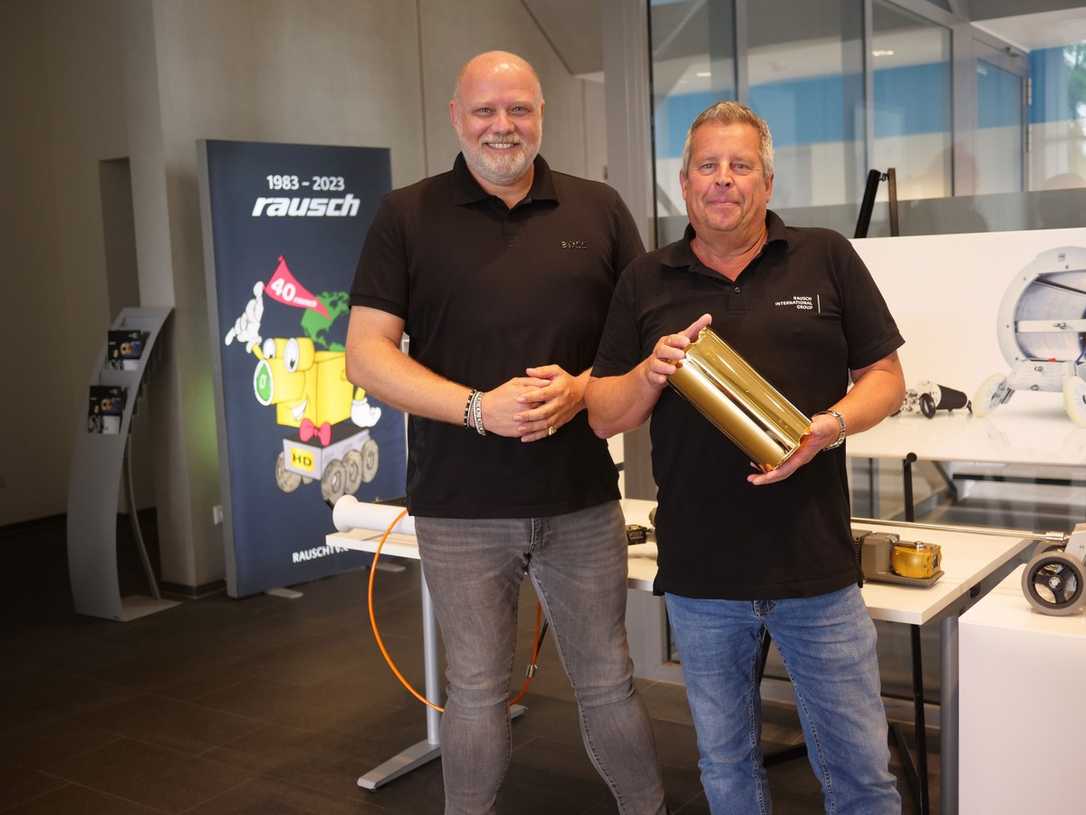 30 Jahre Partnerschaft zwischen Uhrig und Rausch: Quick-Lock-Manschette zur Kanalsanierung 30 Jahre Partnerschaft zwischen Uhrig und Rausch: Quick-Lock-Manschette zur Kanalsanierung
