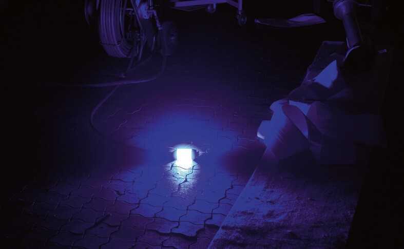 Die LED-Technik ermöglicht hohe Lichtleistung bei kompakter Bauform. Mit dieser Lichtquelle lassen sich Aushärtegeschwindigkeiten bis zu 100 Meter pro Stunde erreichen. | Foto: bi/zu Eulenburg Die LED-Technik ermöglicht hohe Lichtleistung bei kompakter Bauform. Mit dieser Lichtquelle lassen sich Aushärtegeschwindigkeiten bis zu 100 Meter pro Stunde erreichen. | Foto: bi/zu Eulenburg