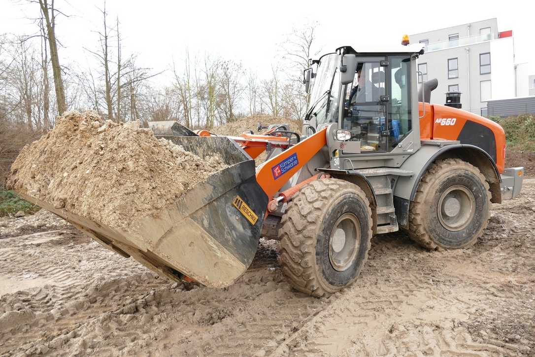 Weycor AR 660 Radlader von Atlas Weyhausen hilft Kümper + Schwarze in Wolfenbüttel Weycor AR 660 Radlader von Atlas Weyhausen hilft Kümper + Schwarze in Wolfenbüttel