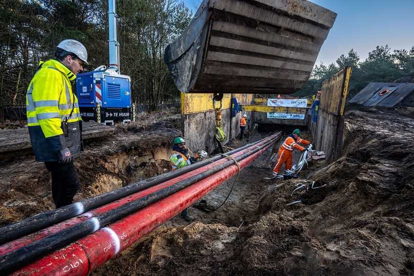Der Einzug der Kabelschutzrohre verlief erfolgreich. | Foto: TenneT/Chris Pennarts Der Einzug der Kabelschutzrohre verlief erfolgreich. | Foto: TenneT/Chris Pennarts
