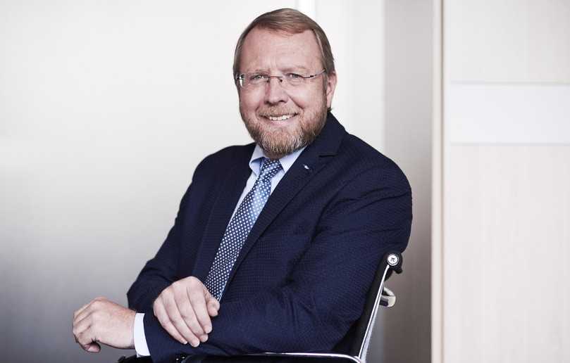 „Mit all diesen Maßnahmen schnüren wir ein attraktives Gesamtpaket für alle Beschäftigten.“ Hermann Schulte-Hiltrop, Hauptgeschäftsführer der Bauverbände.NRW | Foto: Bauverbände.NRW „Mit all diesen Maßnahmen schnüren wir ein attraktives Gesamtpaket für alle Beschäftigten.“ Hermann Schulte-Hiltrop, Hauptgeschäftsführer der Bauverbände.NRW | Foto: Bauverbände.NRW