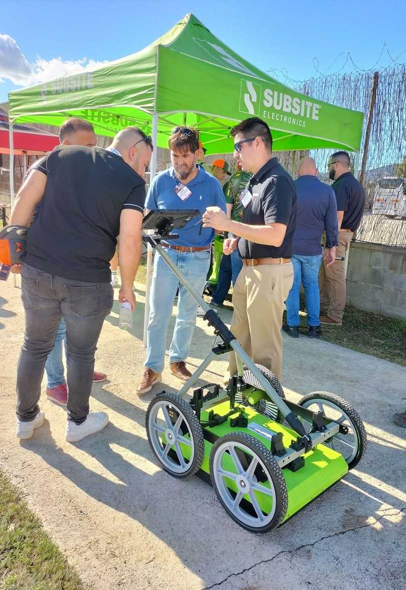 Neue Ortungstechnik: Der Georanger XR von Subsite kann zentimetergenau messen. | Foto: B_I/Valdix Neue Ortungstechnik: Der Georanger XR von Subsite kann zentimetergenau messen. | Foto: B_I/Valdix