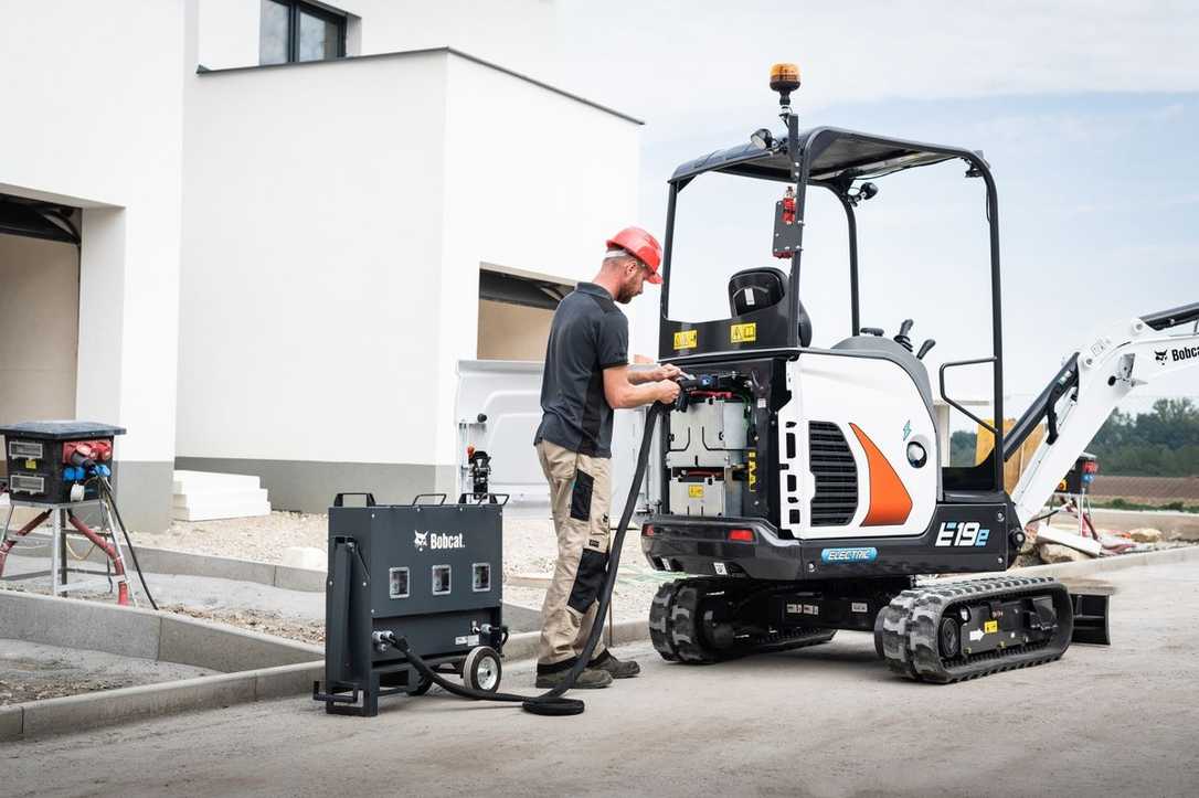 Bobcat Elektrobagger 2-Tonnen-Minibagger Premiere auf der bauma 2022 Bobcat Elektrobagger 2-Tonnen-Minibagger Premiere auf der bauma 2022