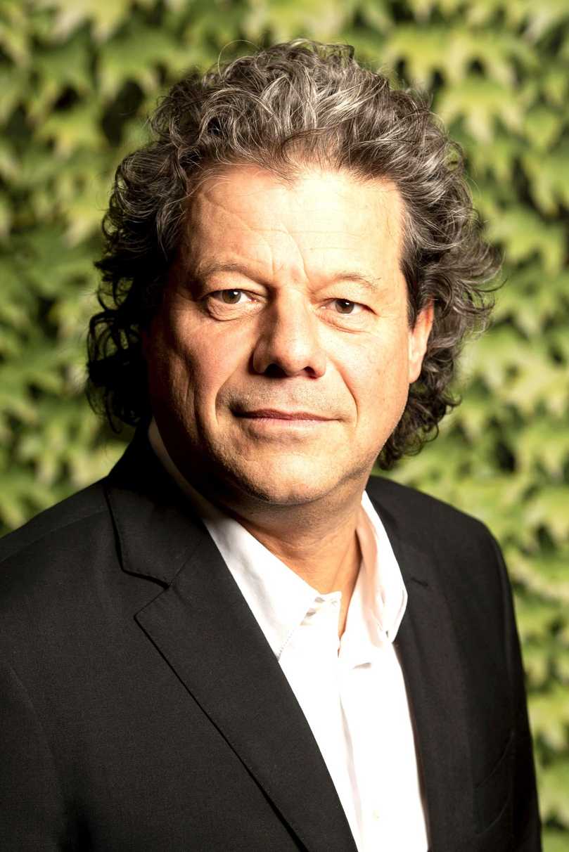 Dr. Michael Henze ist beim BGL für Landschaftsgärtnerische Fachgebiete, Bauwerksbegrünung zuständig und sieht weiteren Verbesserungsbedarf bei der jetzt verabschiedeten MantelVO. | Foto: BGL/ Martin Rottenkolber Dr. Michael Henze ist beim BGL für Landschaftsgärtnerische Fachgebiete, Bauwerksbegrünung zuständig und sieht weiteren Verbesserungsbedarf bei der jetzt verabschiedeten MantelVO. | Foto: BGL/ Martin Rottenkolber
