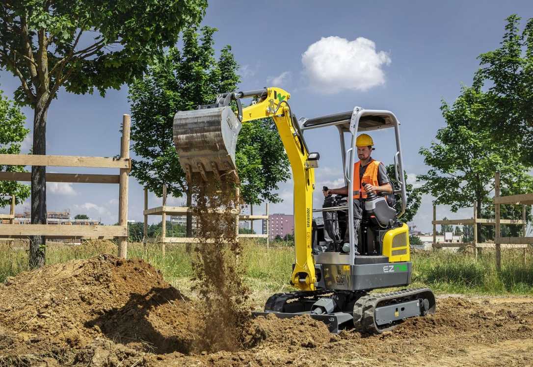 Wacker Neuson Minibagger und Kompaktbagger in Amerika auch unter der Marke John Deere Wacker Neuson Minibagger und Kompaktbagger in Amerika auch unter der Marke John Deere