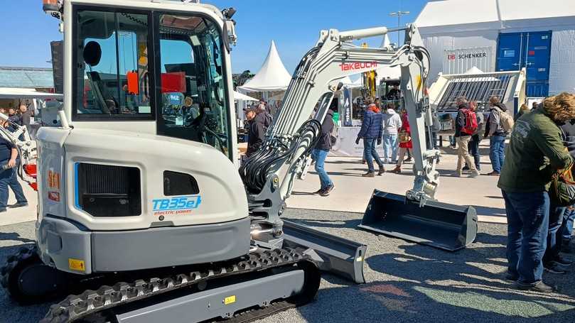 Als Prototyp auf der Baufachmesse bauma 2025: der TB 35e. | Foto: Budde/B_I MEDIEN Als Prototyp auf der Baufachmesse bauma 2025: der TB 35e. | Foto: Budde/B_I MEDIEN