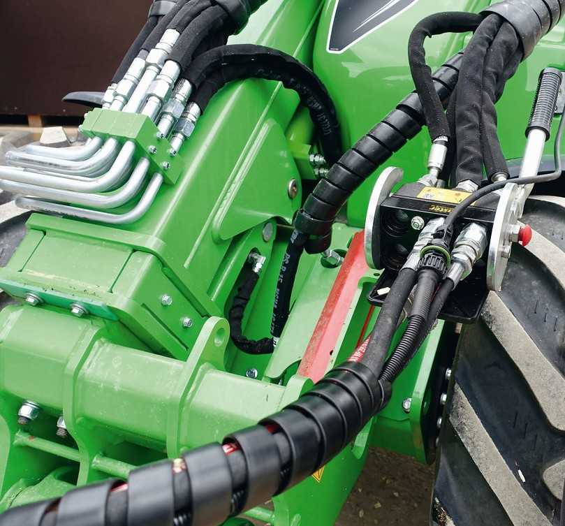 Alle Anbaugeräte für die Avant Radlader werden rein hydraulisch angetrieben. | Foto: B_I/Bauer Alle Anbaugeräte für die Avant Radlader werden rein hydraulisch angetrieben. | Foto: B_I/Bauer