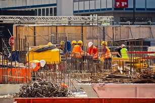 Mehr offene Stellen als arbeitslose Baufacharbeiter