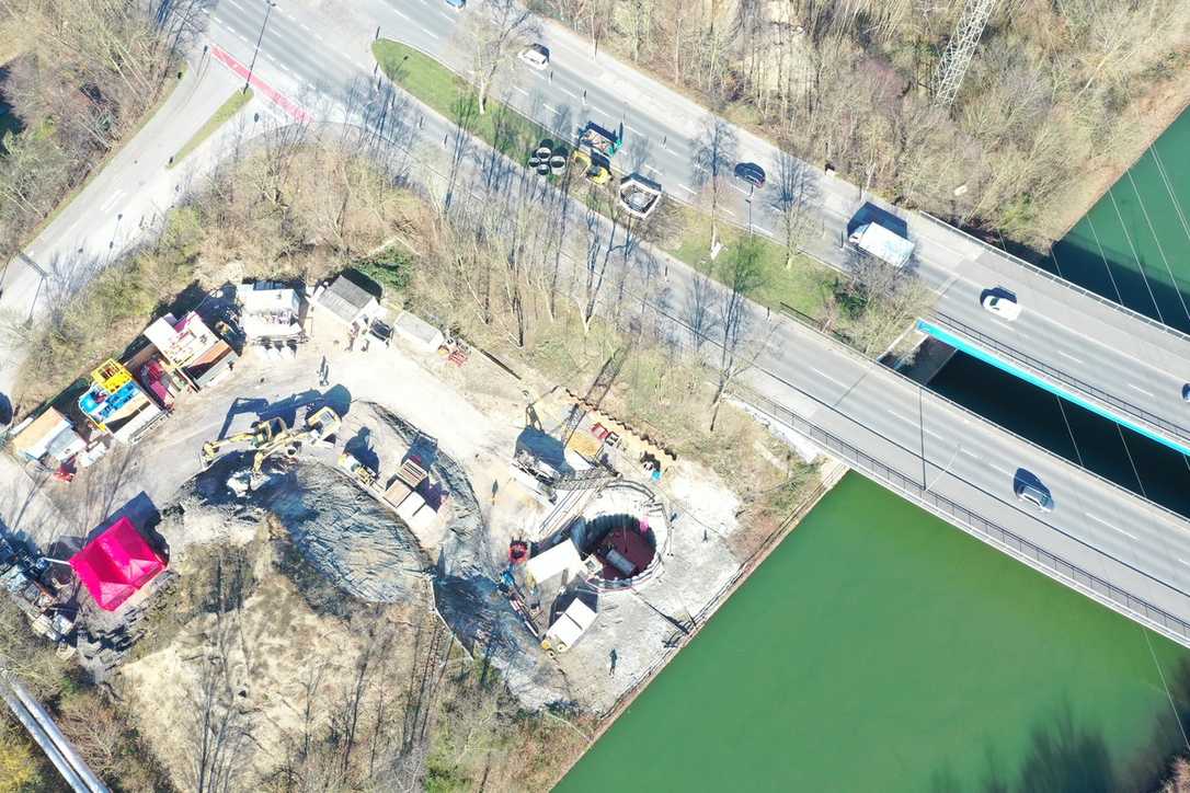 „Zollvereinring“: 3 grabenlose Verfahren in einem Projekt „Zollvereinring“: 3 grabenlose Verfahren in einem Projekt