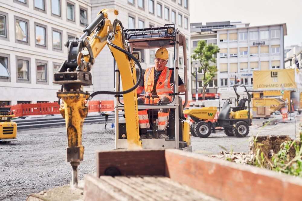 Baumaschinen und Baugeräte weiter gefragt: Handel und Vermietung legen um 5,5 Prozent zu Baumaschinen und Baugeräte weiter gefragt: Handel und Vermietung legen um 5,5 Prozent zu