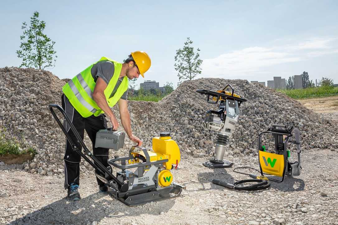 Zero emission: Bomag und Wacker Neuson kooperieren bei Akku-Vibrationsstampfern Zero emission: Bomag und Wacker Neuson kooperieren bei Akku-Vibrationsstampfern