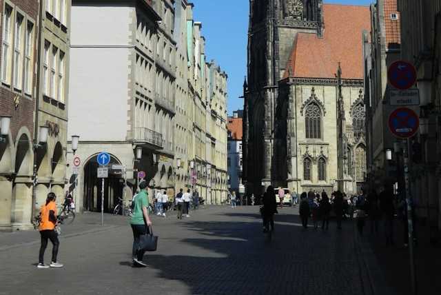 Nordrhein-Westfalen bündelt Vergabekammern für effizientere und transparentere Verfahren.