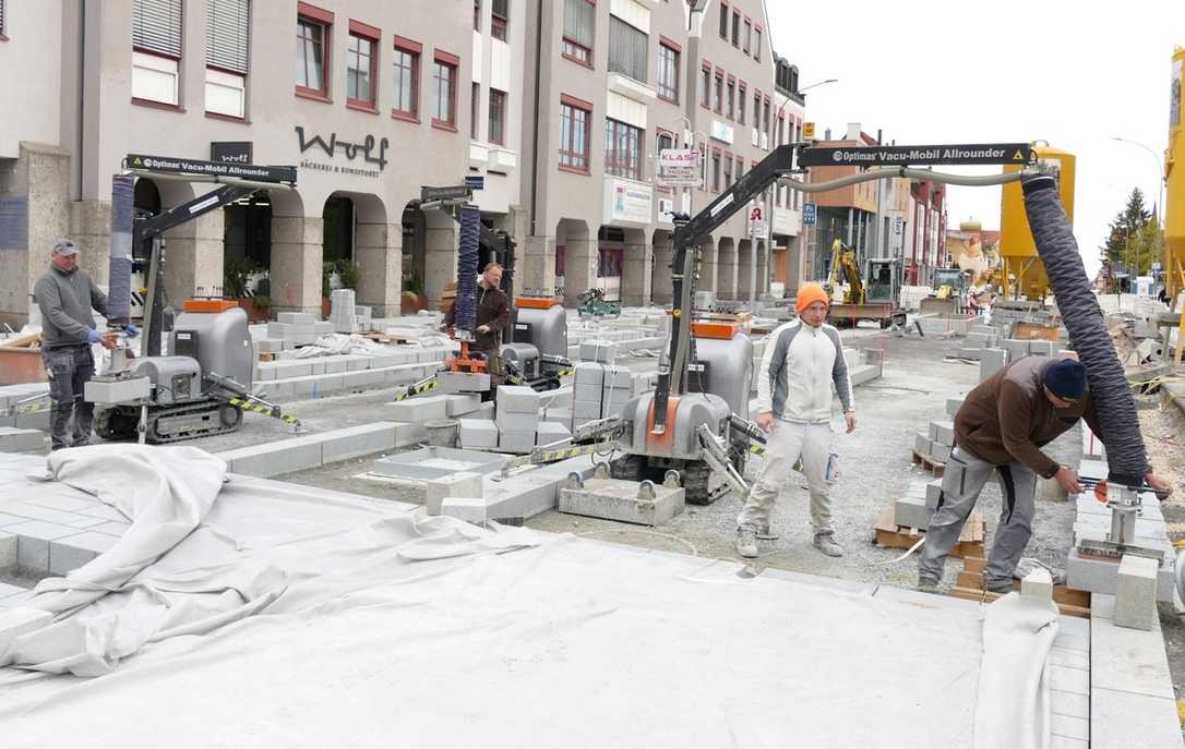 Darum setzt Tuscher Pflasterbau auf den Optimas-Allrounder Darum setzt Tuscher Pflasterbau auf den Optimas-Allrounder