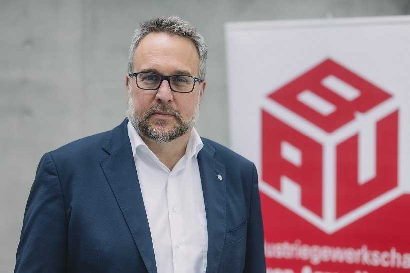 Bauhauptgewerbe: IG Bau bereitet Tarifrunde 2027 vor