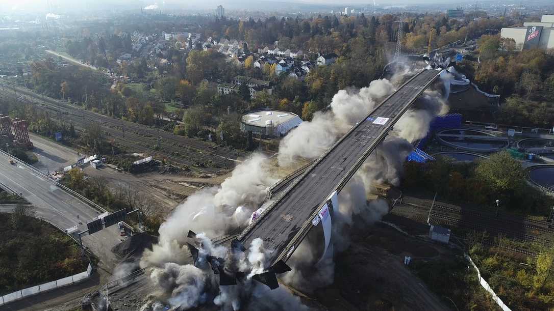 Verkehrsinfrastruktur: Bauwirtschaft warnt vor Investitionskürzung im Bundeshaushalt Verkehrsinfrastruktur: Bauwirtschaft warnt vor Investitionskürzung im Bundeshaushalt
