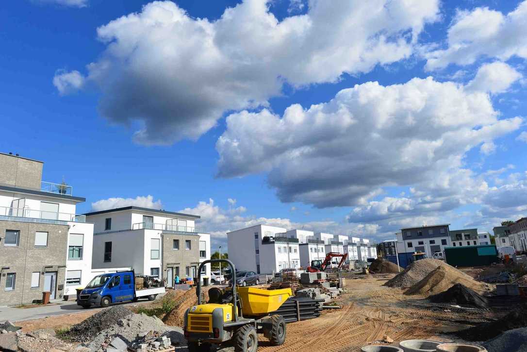 Baumaschinenhandel und -vermietung verzeichnet Umsatzrückgang laut bbi-Konjunkturumfrage Baumaschinenhandel und -vermietung verzeichnet Umsatzrückgang laut bbi-Konjunkturumfrage
