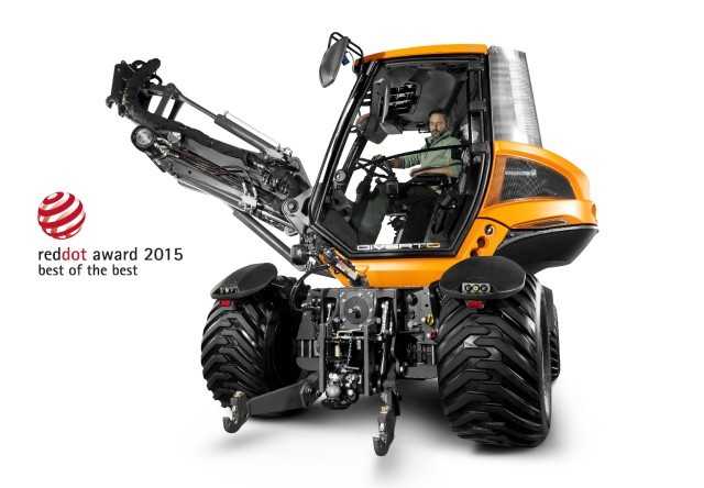 Innovation aus Holland: Der fernsteuerbare QS 100 vereint die Vorzüge eines Baggers, Laders und Schleppers in einer Maschine. | Foto: Diverto Innovation aus Holland: Der fernsteuerbare QS 100 vereint die Vorzüge eines Baggers, Laders und Schleppers in einer Maschine. | Foto: Diverto
